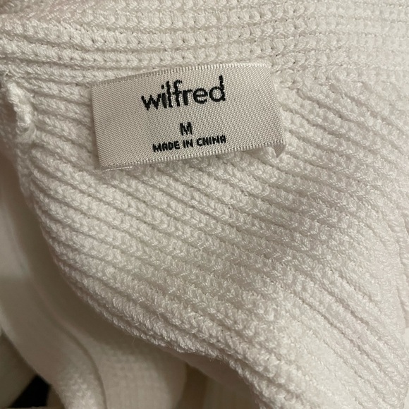 Aritzia Wilfred Cayenne Top crop top sweater backless white size medium - Picture 8 of 8